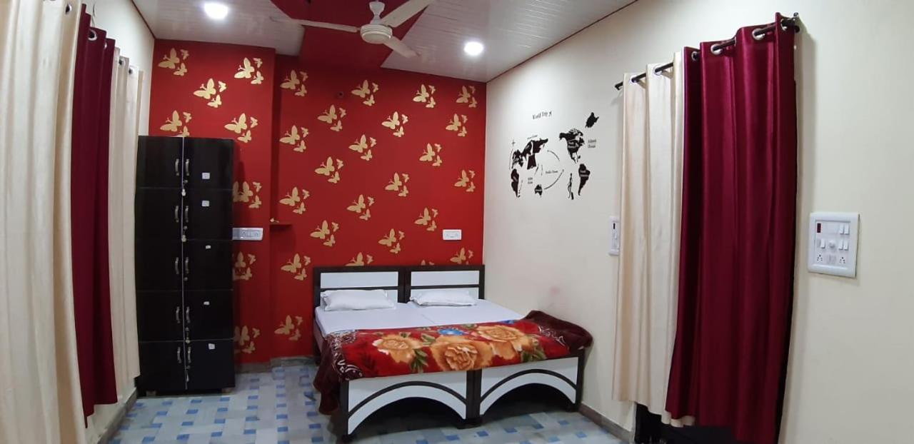 Blue Eye Backpackers Hostel Amritsar Esterno foto