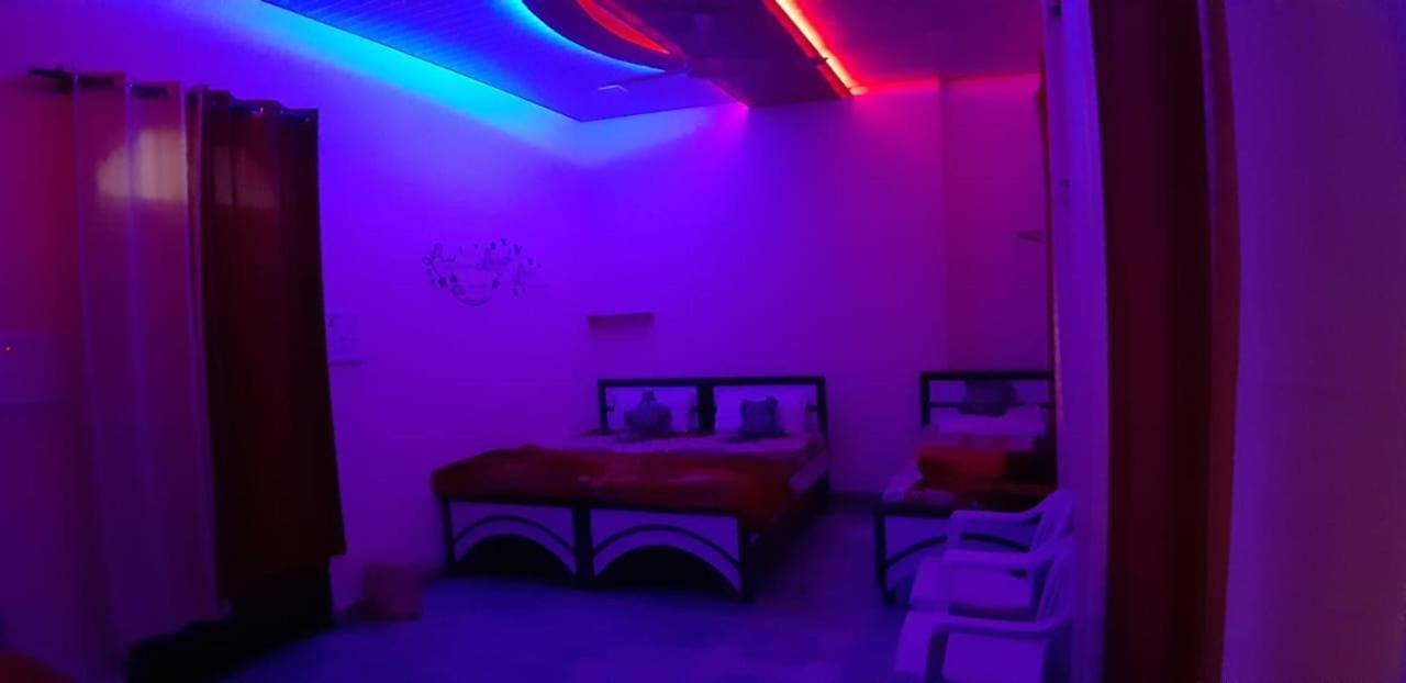 Blue Eye Backpackers Hostel Amritsar Esterno foto