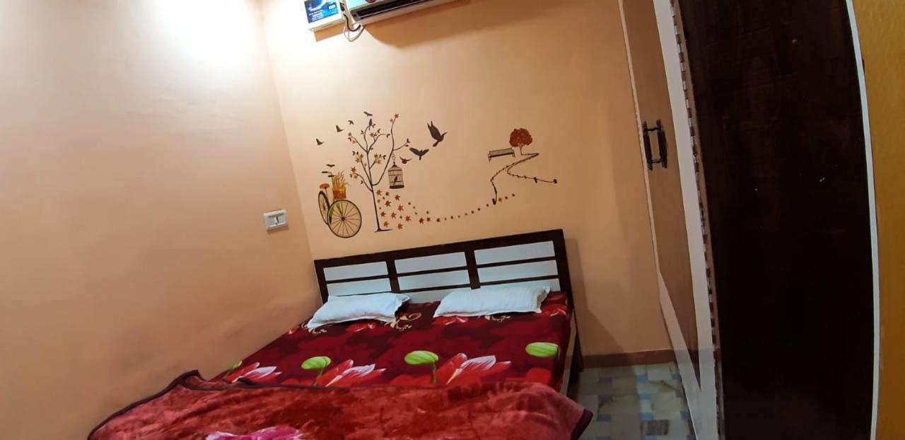 Blue Eye Backpackers Hostel Amritsar Esterno foto